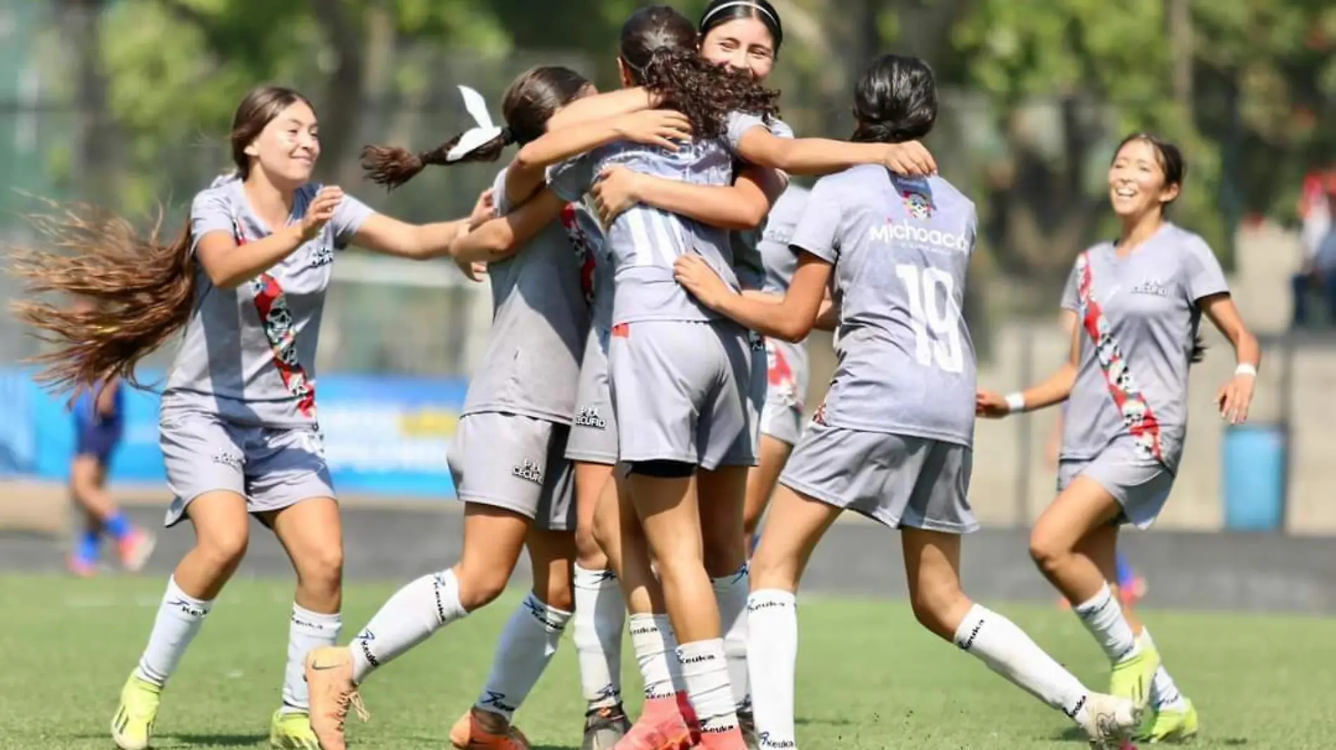 Jugadoras de futbol femenil de Michoacán